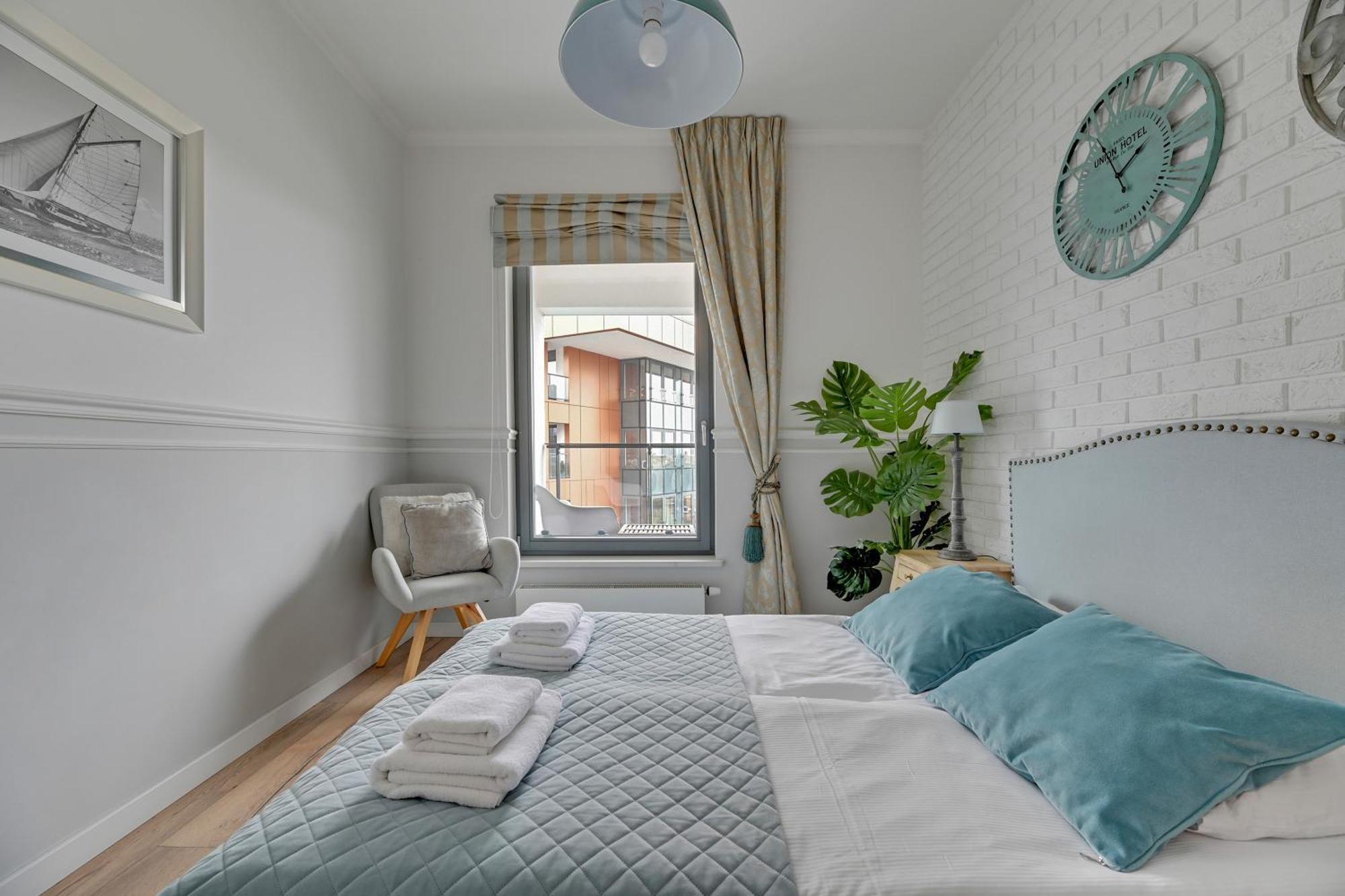 Dom & House - Apartments Brabank Old Town Гданьск Экстерьер фото