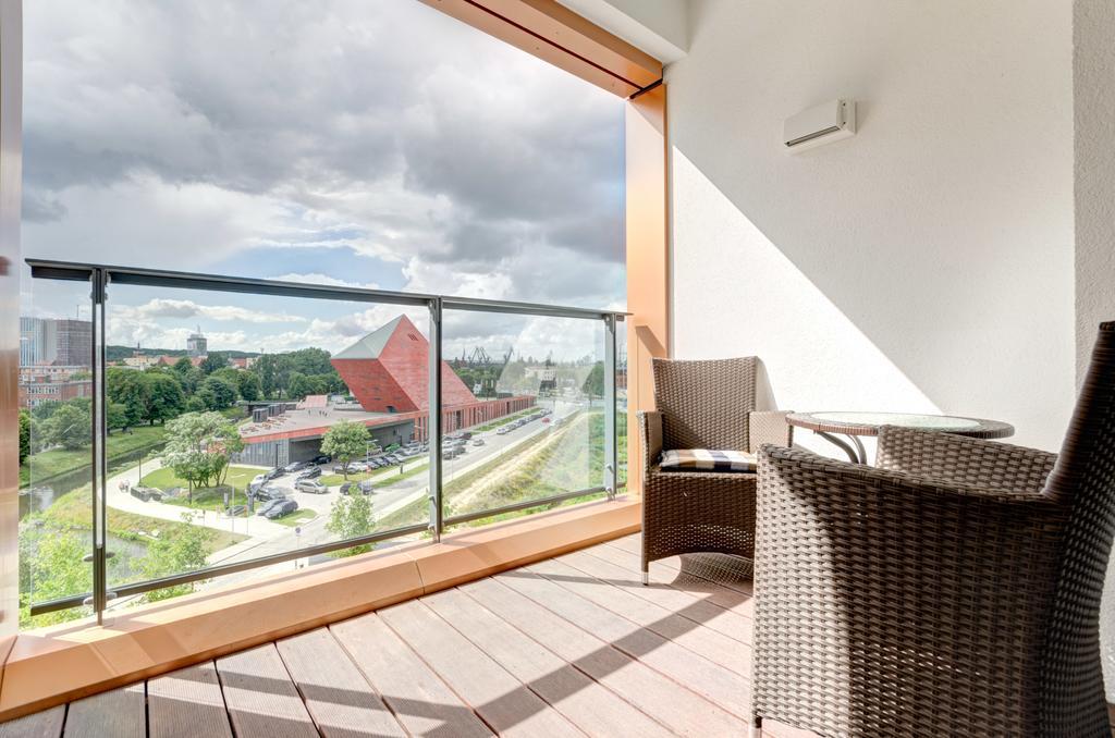 Dom & House - Apartments Brabank Old Town Гданьск Экстерьер фото